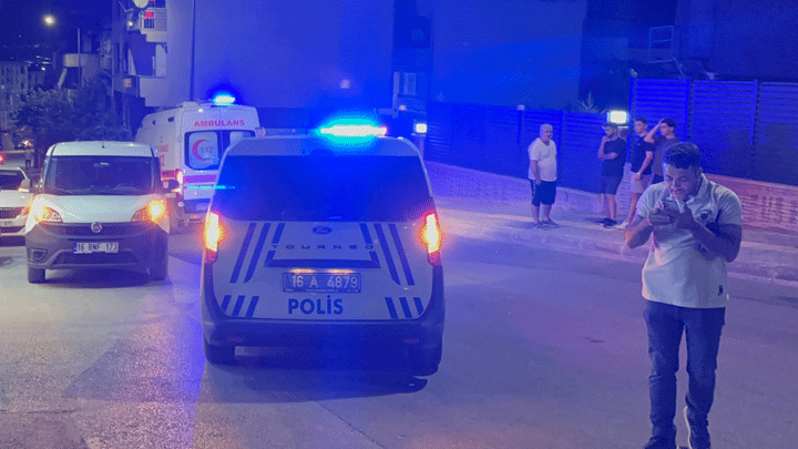 Bursa'da kafede silahlı saldırı: Bacağından vuruldu, şüpheli kaçtı