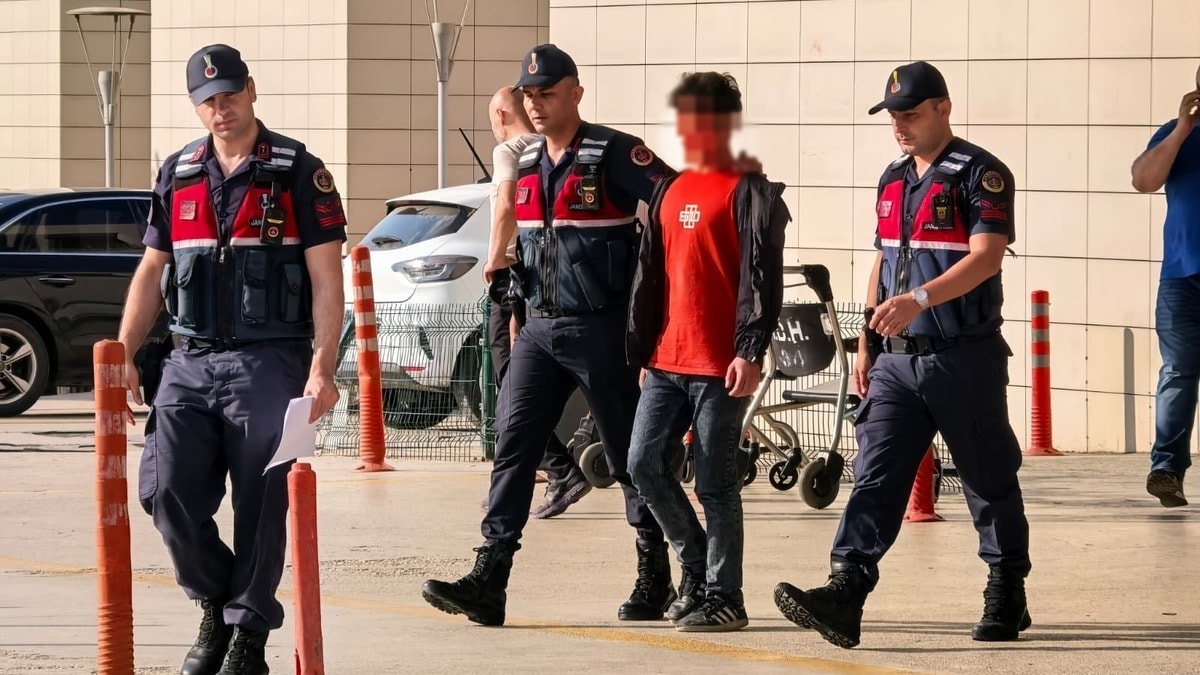 Bursa'da Kavga Ettiği Çocuğun Çenesini Kıran 16 Yaşındaki Tutuklandı