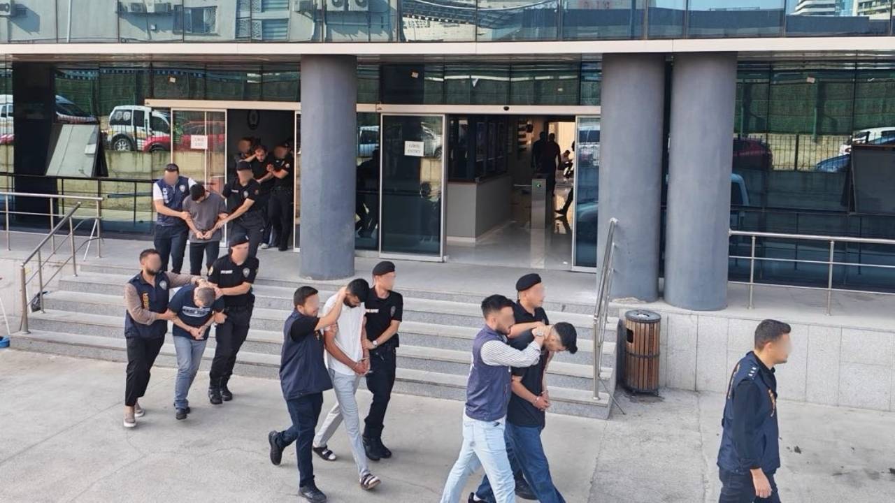 Bursa merkezli 6 ilde yatırım dolandırıcılığı operasyonu: 8 tutuklama