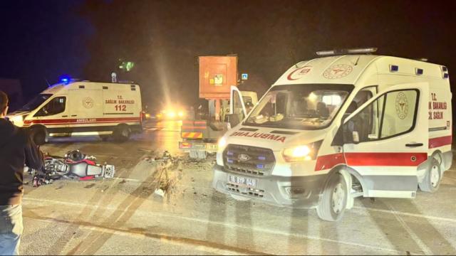 Bursa'da Motosiklet ve Kamyonet Çarpıştı: 1 Ölü, 1 Ağır Yaralı