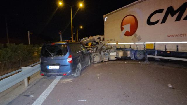 Bursa Orhangazi'de Zincirleme Kaza: 1 Ölü, 7 Yaralı