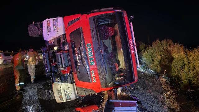 Bursa Orman İşçilerini Taşıyan Arazöz Balıkesir'de Devrildi: 5 Yaralı