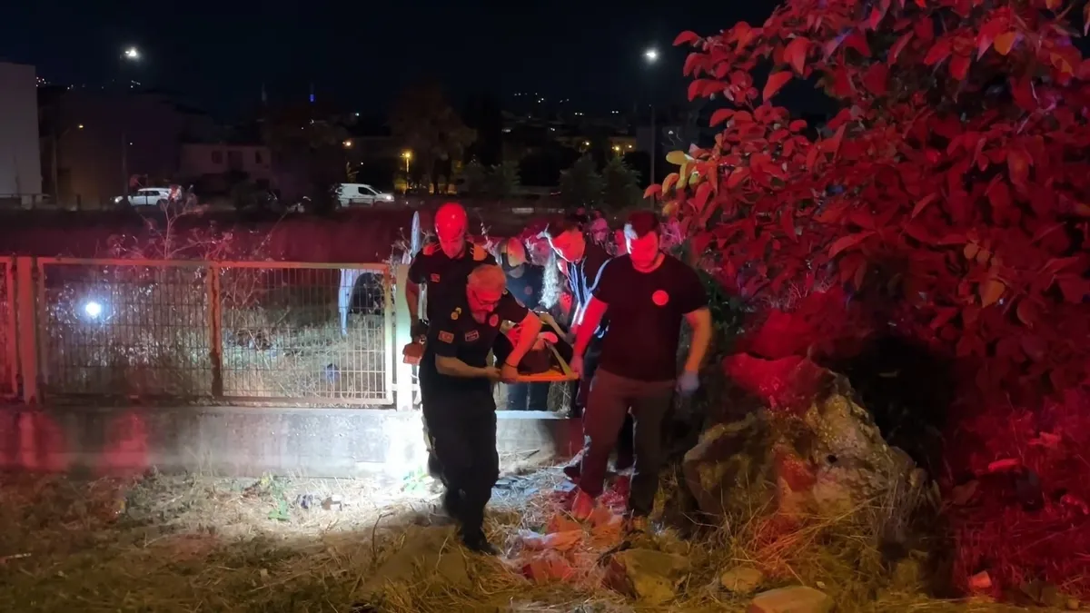 Bursa'da Otomobil Takla Attı: 5 Yaralı