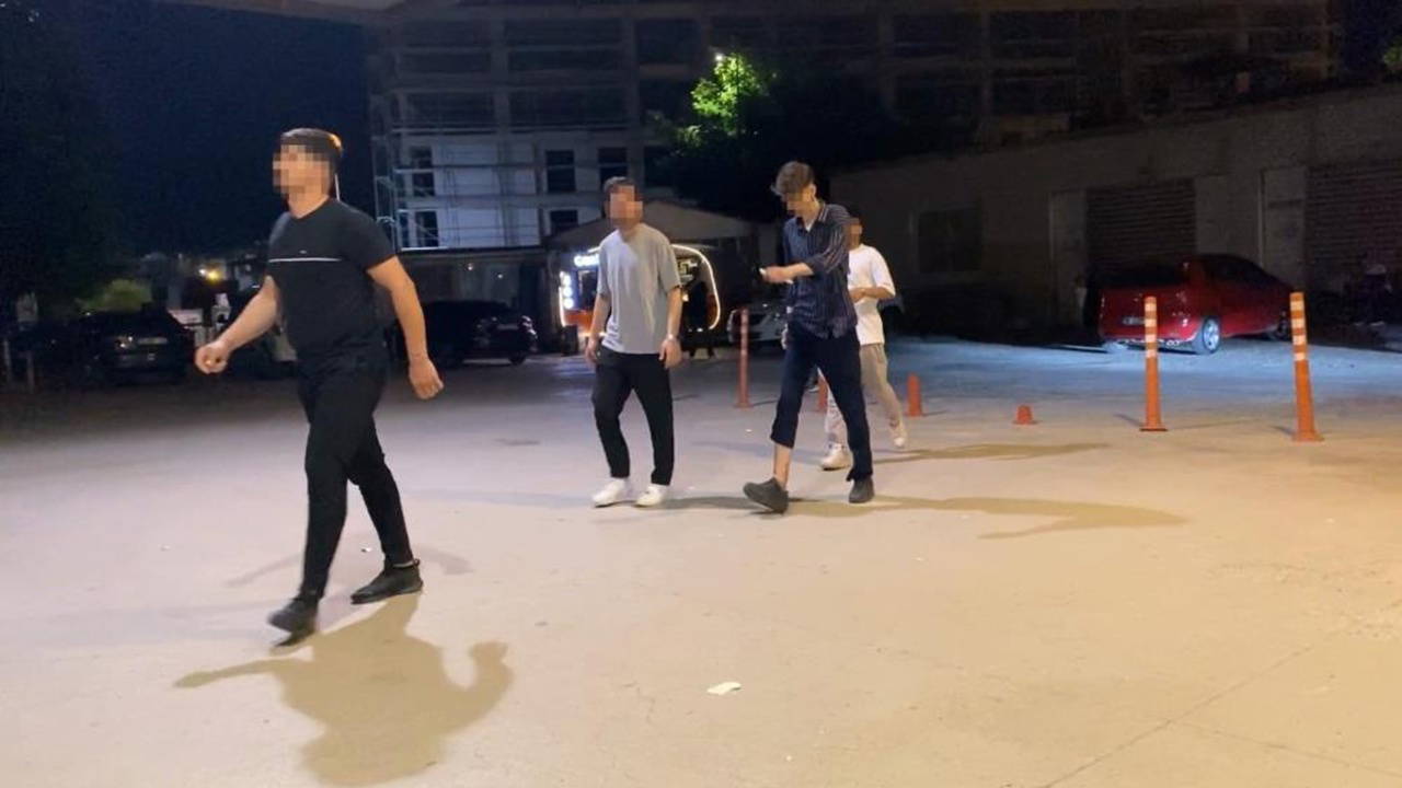 Bursa'da parkta gençlere pompalı tüfekli saldırı: 10 yaralı