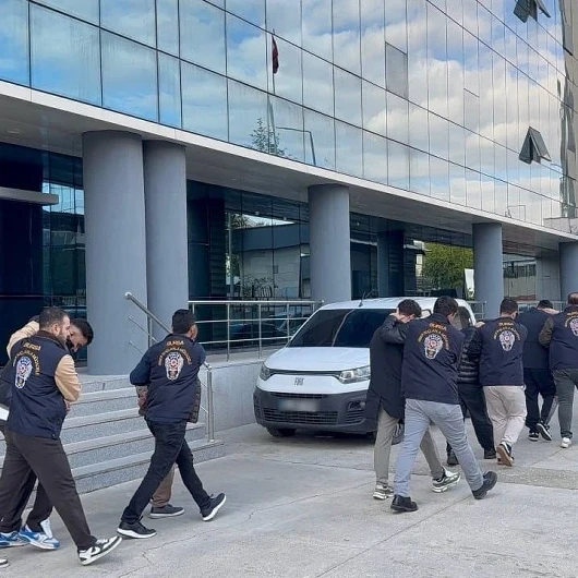 Bursa Merkezli Siber Dolandırıcılık Operasyonu: 4 Tutuklama