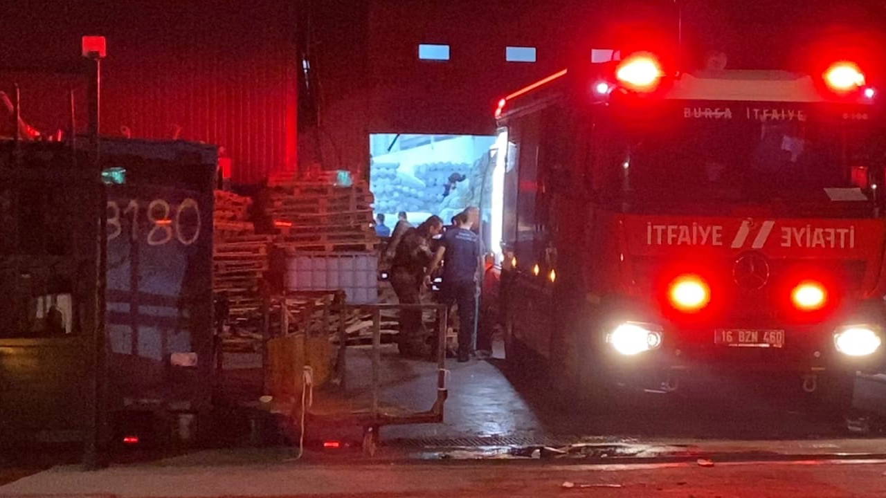 Bursa'da Tekstil Fabrikasında Yangın Panığı