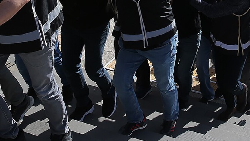 Bursa ve İstanbul'da Uyuşturucu Operasyonu: 17 Zanlı Tutuklandı