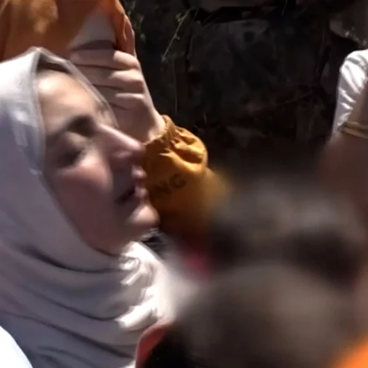 Bursa'da Kaybolan Emir Bulundu: Anne Sevinçten Bayıldı