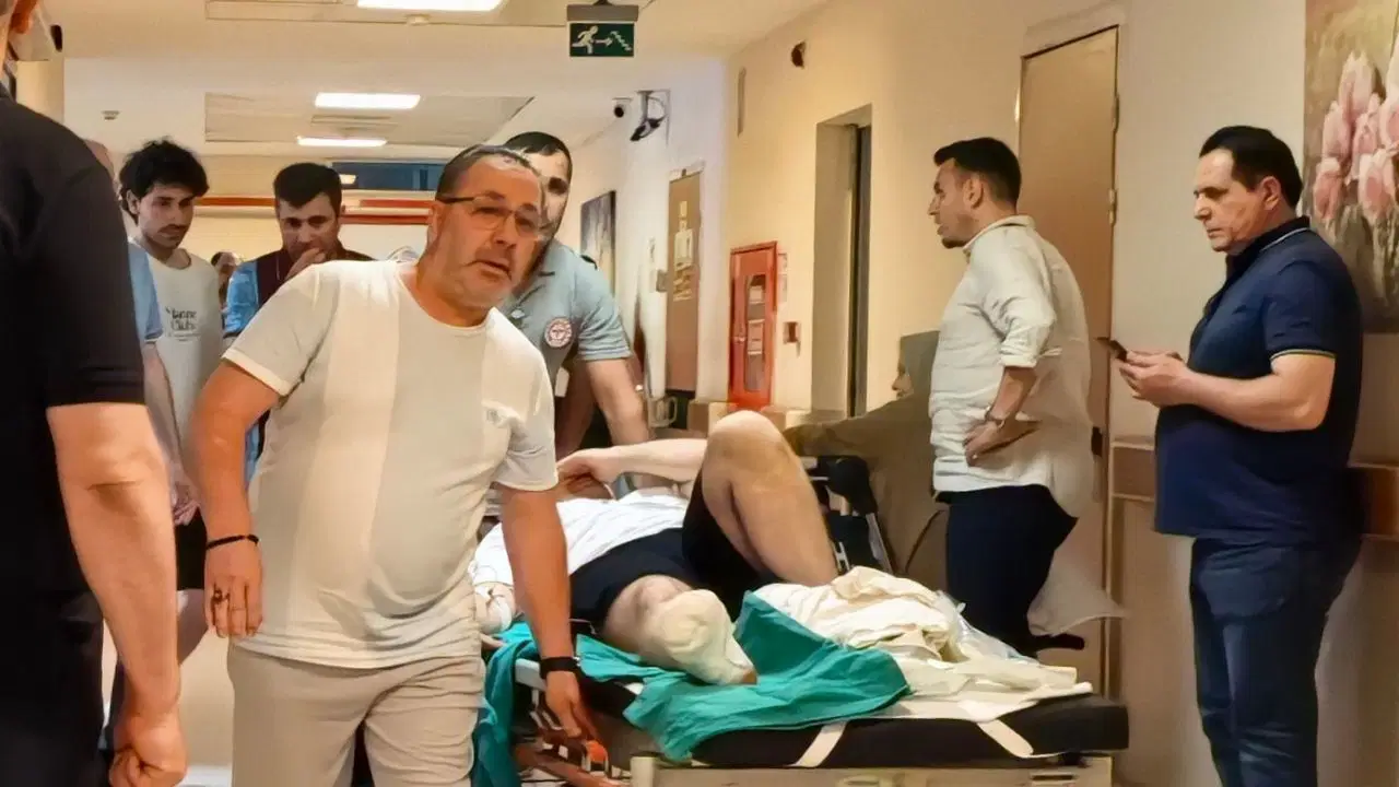 Bursa'da Korkunç Kaza: Çim Biçme Makinesine Ayağını Kaptıran Gencin 3 Parmağı Koptu