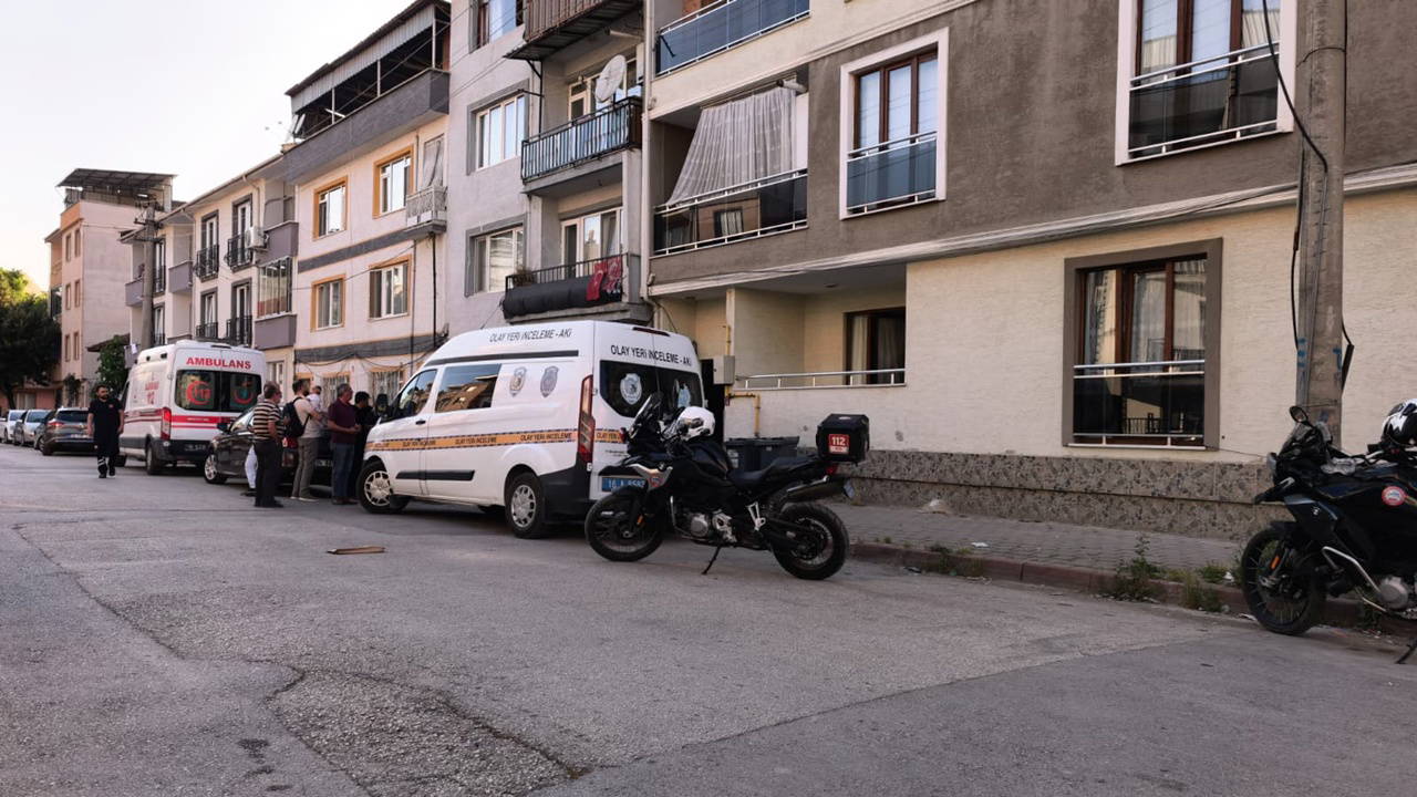 Bursa'da yalnız yaşayan 71 yaşındaki kadın evinde ölü bulundu