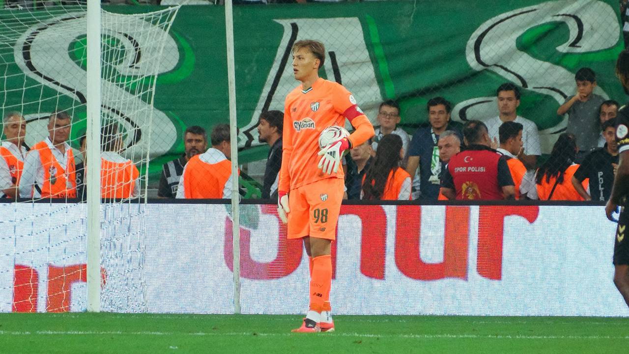 Bursaspor'da Kerem Matışlı'nın Sözleşmesi 2029'a Uzatıldı