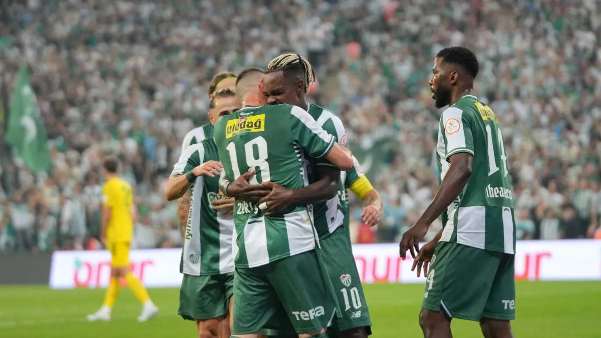 Bursaspor, Muğlaspor'u 3-0 Mağlup Etti