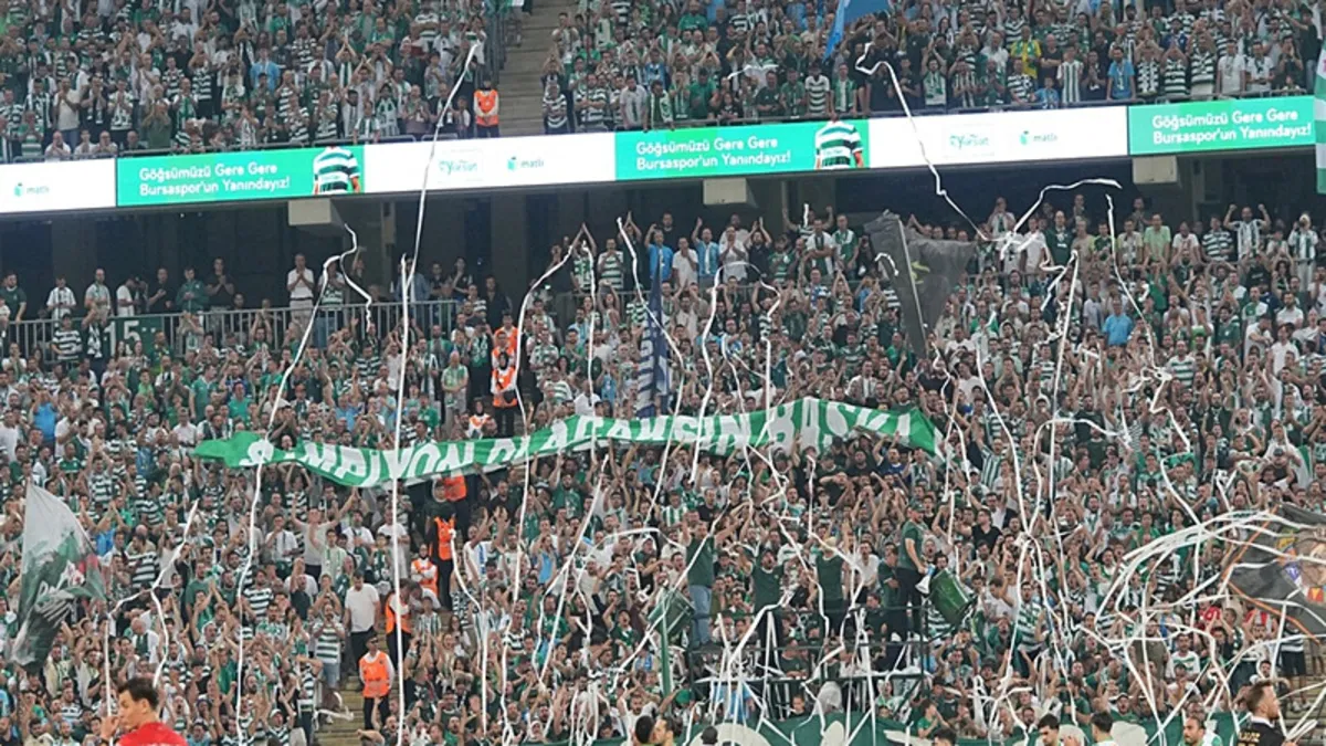 Bursaspor Taraftarı Tarih Yazdı: 40 Bin 850 Seyirci