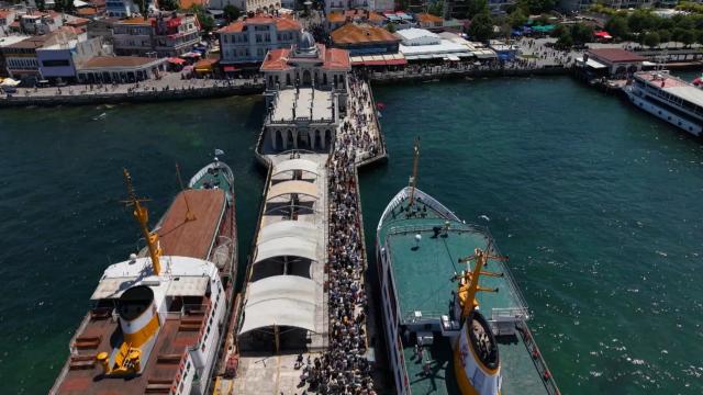 Büyükada'ya ziyaretçi akını: Hafta sonu yoğunluk rekoru