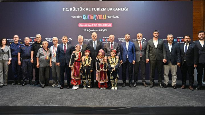 Çanakkale'de 9 Gün Sürecek Kültür ve Sanat Festivali Başladı