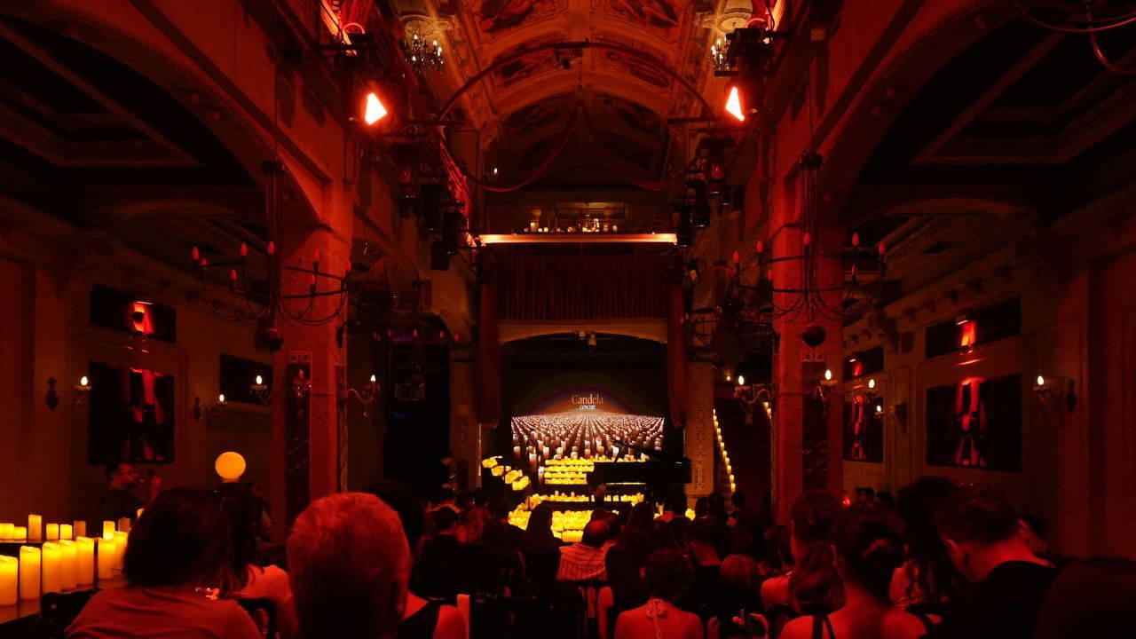 Candela Concert serisi Anjelika Akbar'ı ağırlıyor