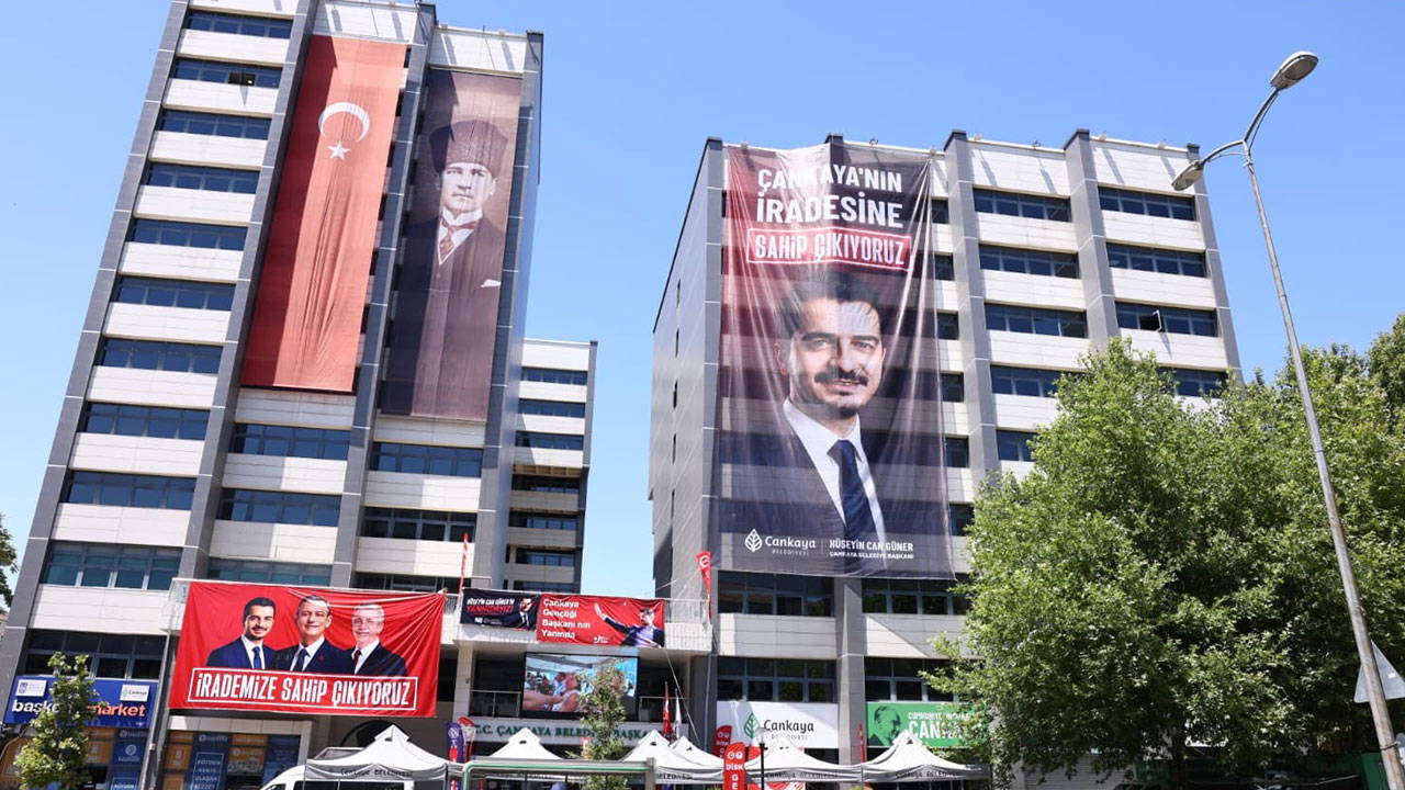 Çankaya'da demokrasi nöbeti 24 saati aştı