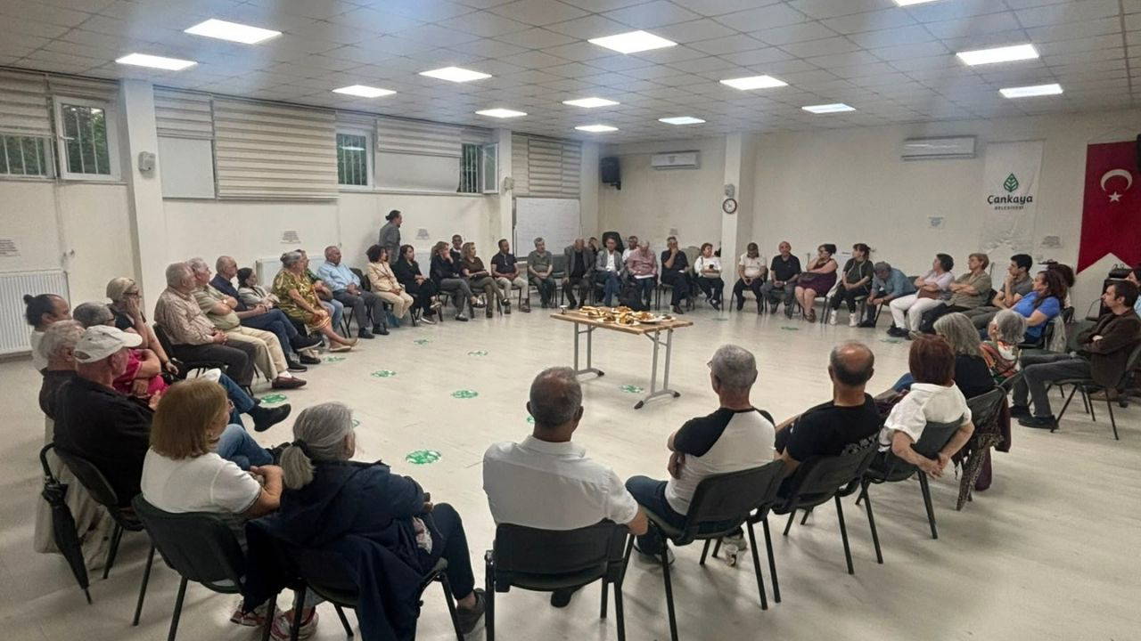 Çankayalı CHP üyelerinden parti içi değerlendirme toplantısı
