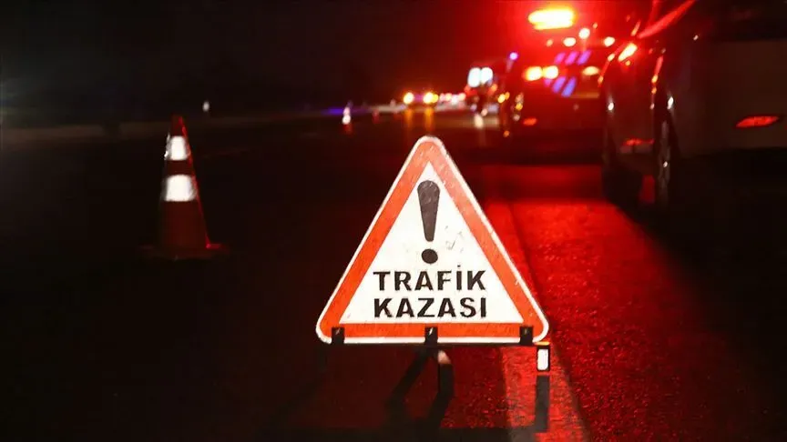 Çankırı'da traktöre çarpan otomobilde 3 kişi hayatını kaybetti
