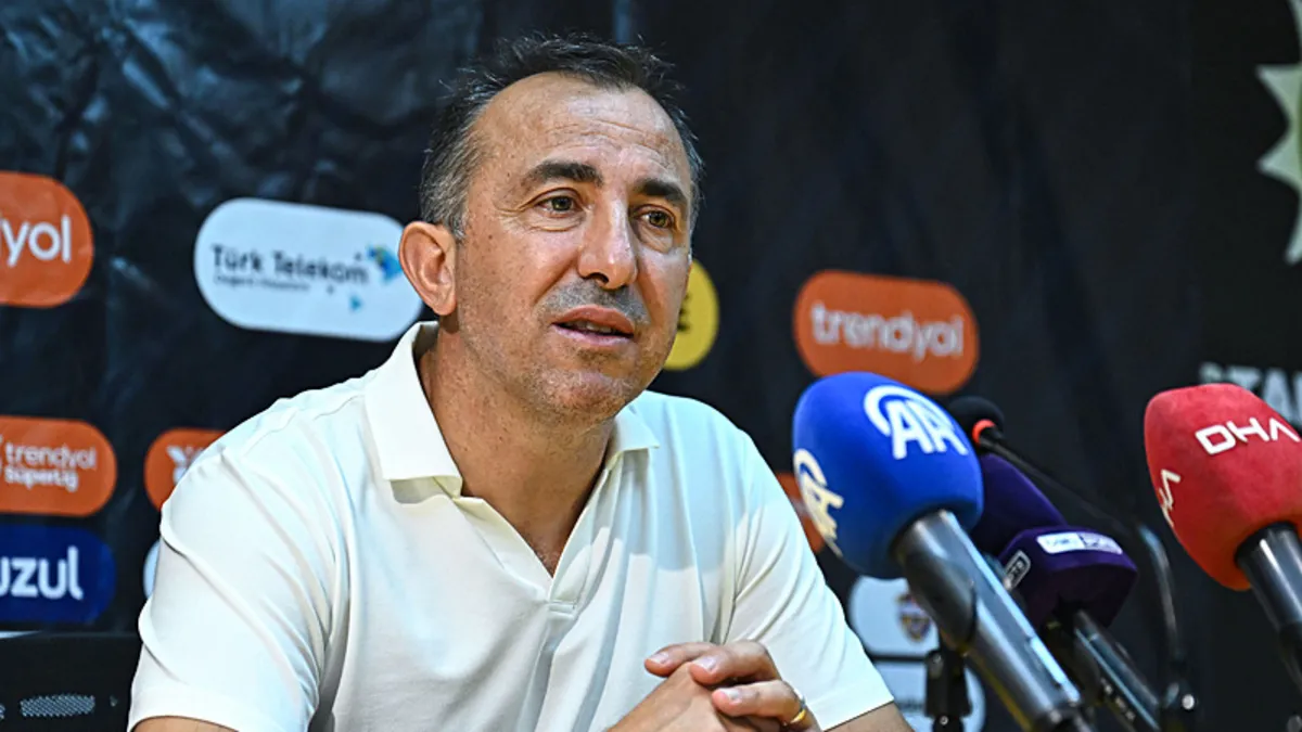 Çaykur Rizespor'un Eyüpspor Zaferi: Recep Uçar VAR'ı İşaret Etti