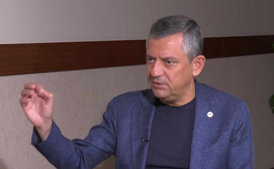 Cemil Tugay'ın AKP'ye Geçiş İddialarına Özgür Özel'den Yanıt