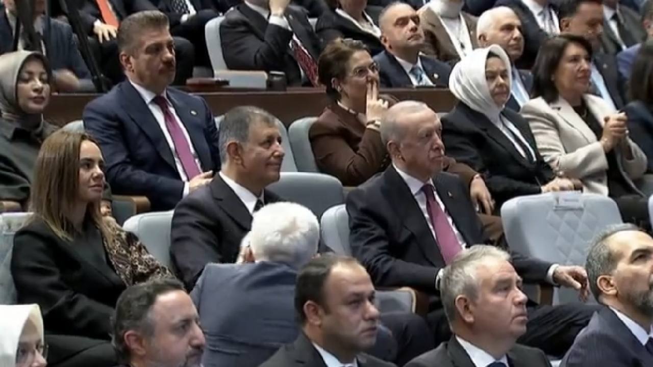 Cemil Tugay AKP'ye mi Katılıyor? İzmir'de Siyasi Deprem