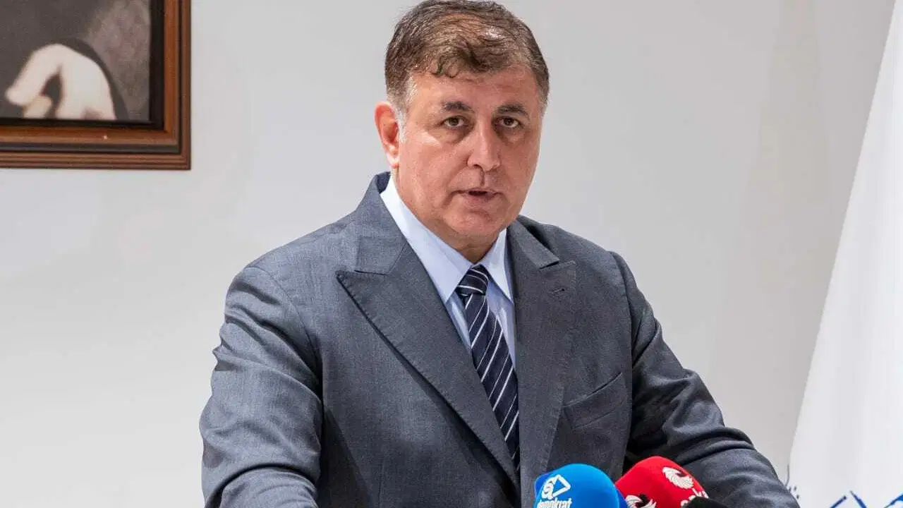 Cemil Tugay CHP'den istifa etti: Yeni parti kuracağını açıkladı
