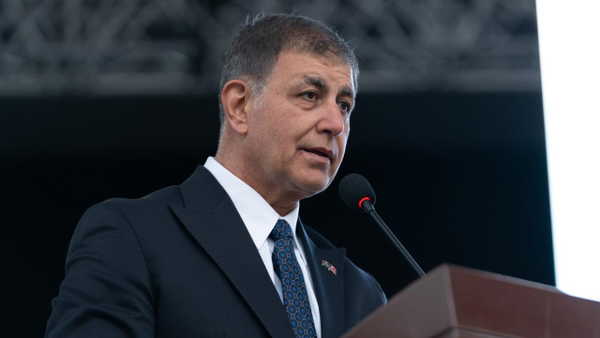 Cemil Tugay istifa sürecini anlattı: AKP iddialarına yalanlama, Özgür Özel görüşmesi
