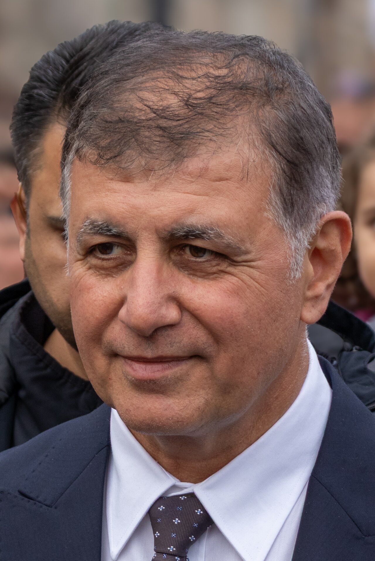 Cemil Tugay'dan Özgür Özel'e Sert Yanıt: 'Onunla Ne Konuşacağım Ki