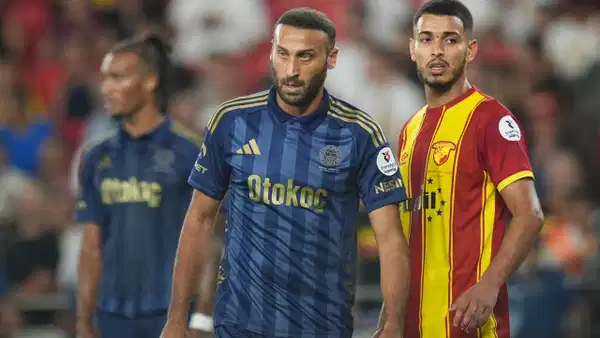 Cenk Tosun'dan Fenerbahçe İtirafı: 'Başka Bir Büyük Camiaya Gitmem