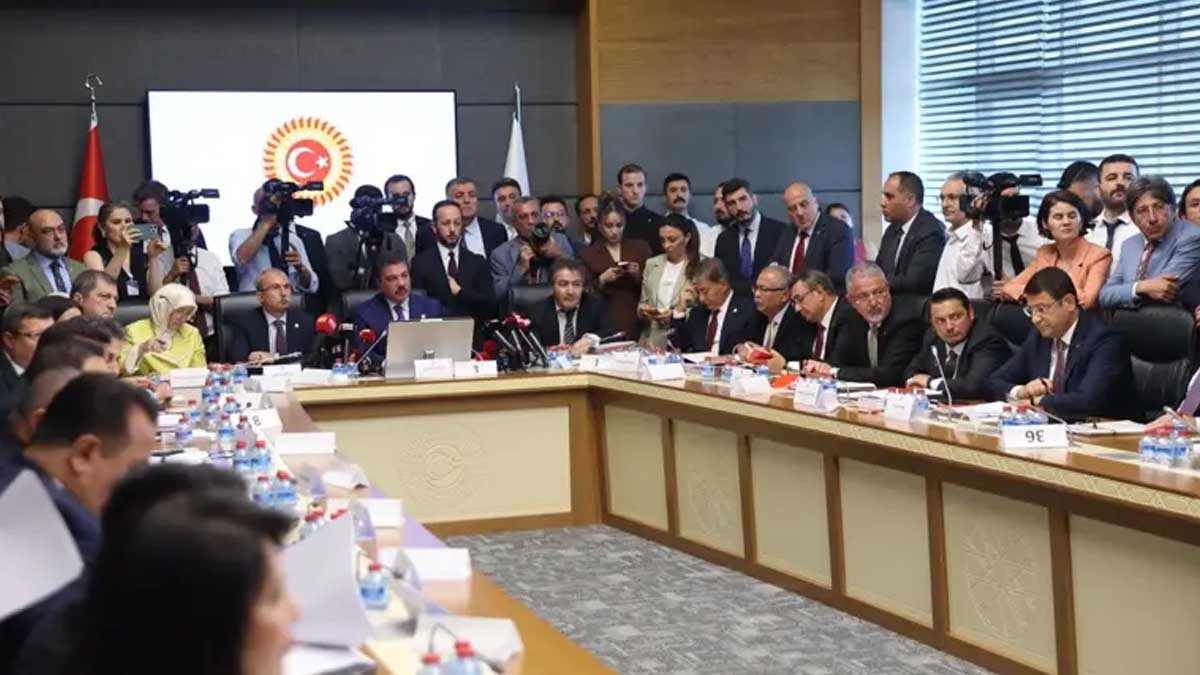 Çerçeve Yasa'yı imzalayanlar ve imzalamayanlar: 31 milletvekili listede