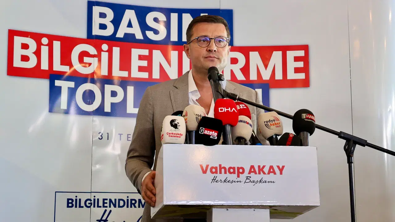 Çerkezköy Belediye Başkanı Akay CHP'den İstifa Etti