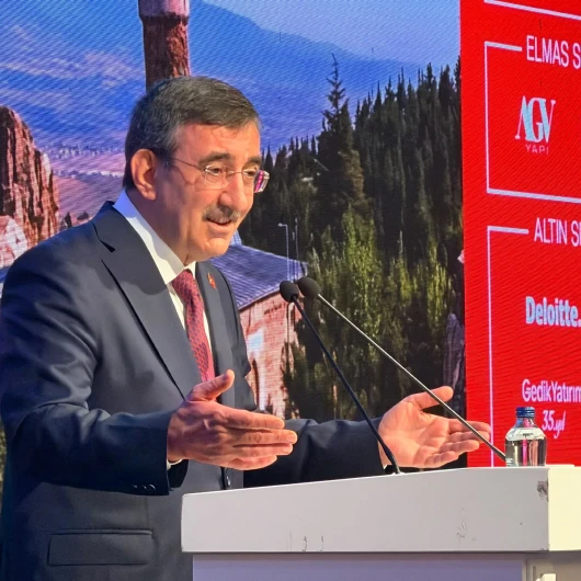 Cevdet Yılmaz: 2029'da Yüzde 5 Büyüme Hedefi