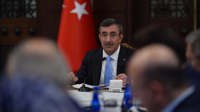 Cevdet Yılmaz: Kadın istihdamında hedef yüzde 40'ın üzeri
