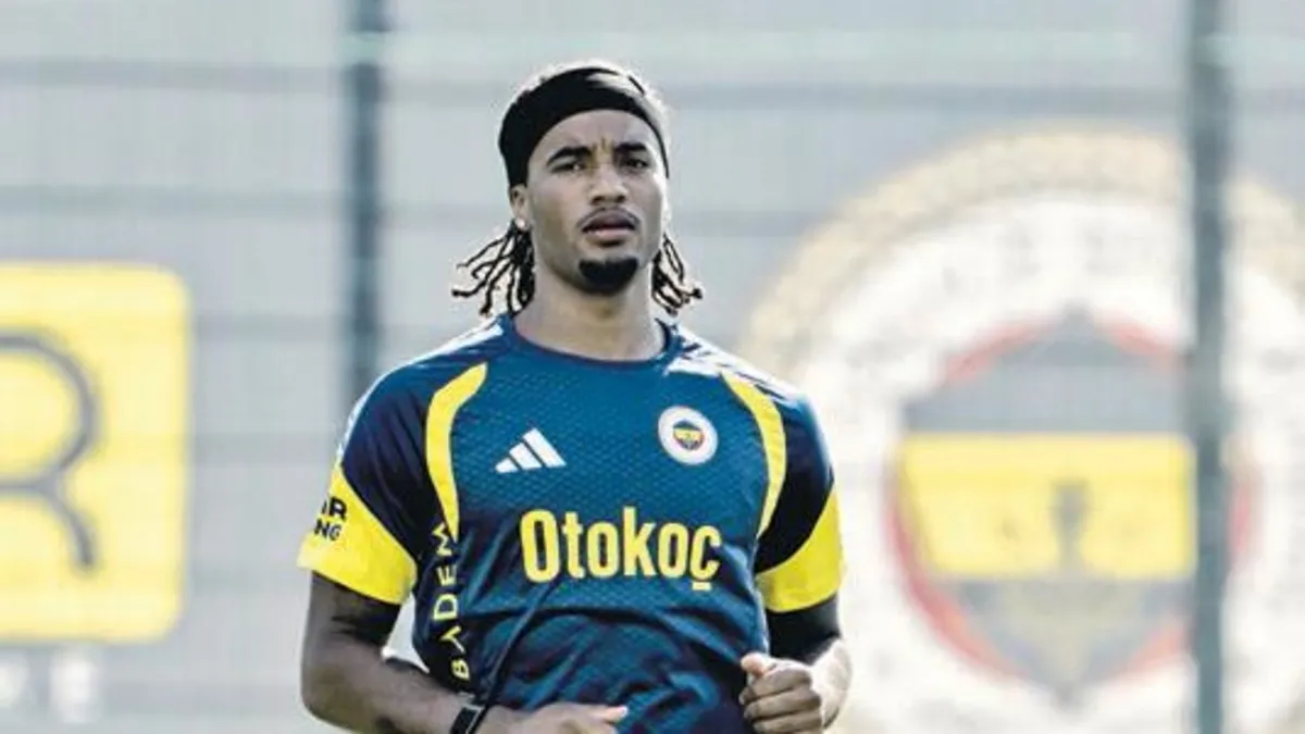 Chelsea ve Manchester United, Archie Brown için yarışıyor