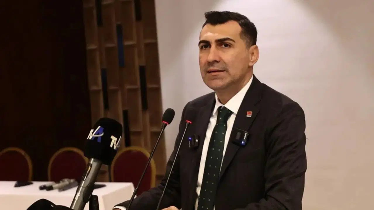 CHP Adana eski il başkanı Tanburoğlu'ndan ilk açıklama: Kimse bizi yolumuzdan döndüremez