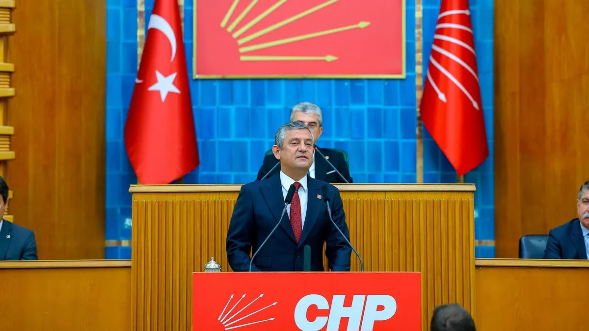 CHP'de ayrılık sinyali: Özgür Özel ve ekibi YEP için hazır