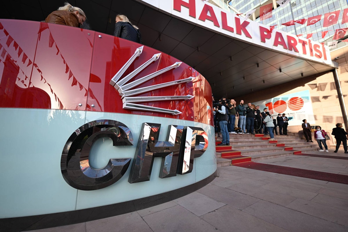 CHP'de büyük istifa: Diyarbakır'da 685 üye partiden ayrıldı
