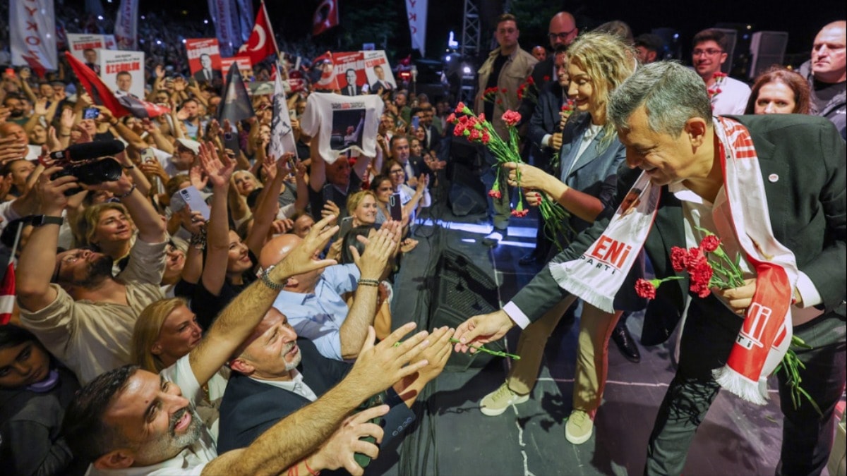 CHP Dostlarımızda Kalsın: Parti İçi Mücadelede Yeni Boyut