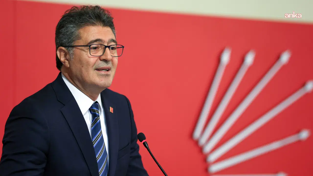 CHP Edremit'ten ihraç tebliğine itiraz: 'Ensar Aytekin'i sahipleniyoruz