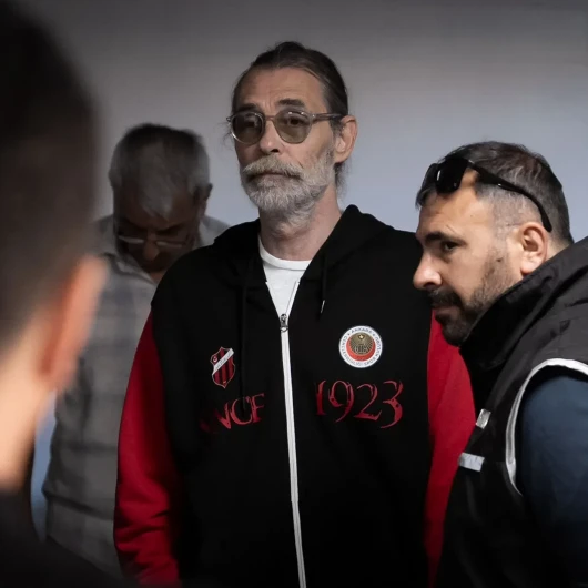 CHP'de Erdal Beşikçioğlu krizi: Berhan Şimşek'ten yönetime sert suçlama