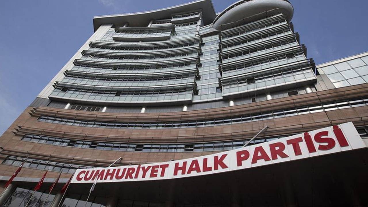 CHP Genel Merkezi'ne PM toplantısı nedeniyle ziyaretçi yasağı