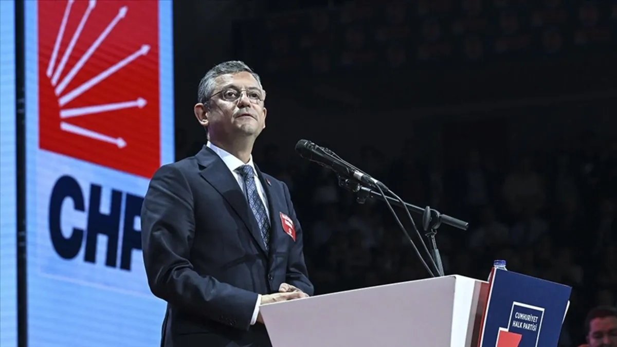 CHP'de grup toplantısı gerilimi büyüyor: Özgür Özel yarın TBMM'de konuşacak
