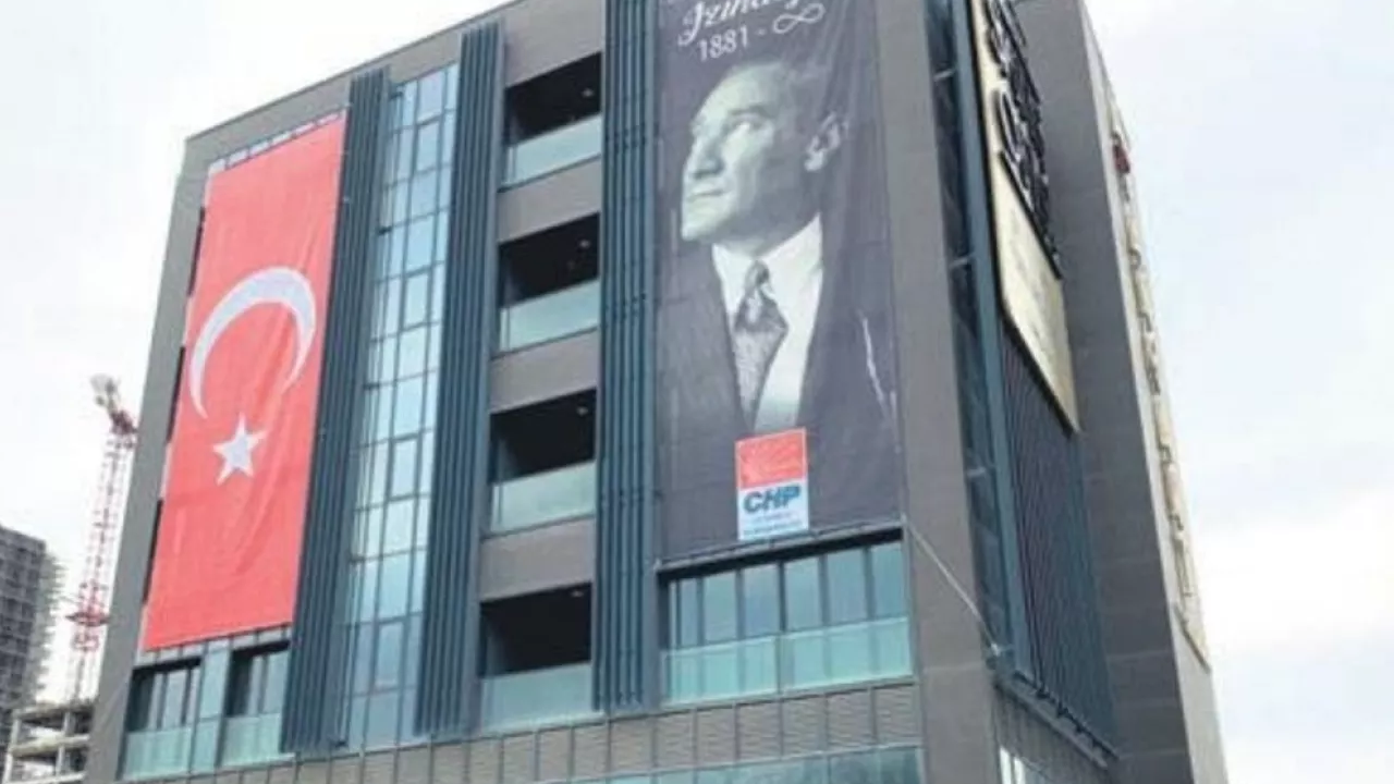 CHP İstanbul İl Başkanlığı seçim davası 17 Kasım'a ertelendi