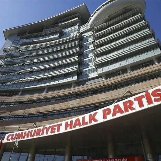 CHP İstanbul İl Kongresi Davası Ertelendi: Yönetim Görevde Kalıyor