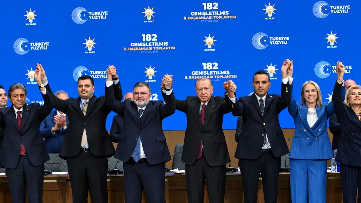 CHP'de İstifa Dalgası: 44 Belediye Başkanı AK Parti'ye Katıldı