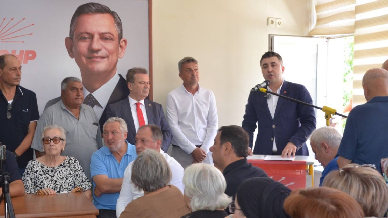 CHP Keşan'da Deprem: Yönetim Toplu İstifa Edip YENİ Parti'ye Geçti