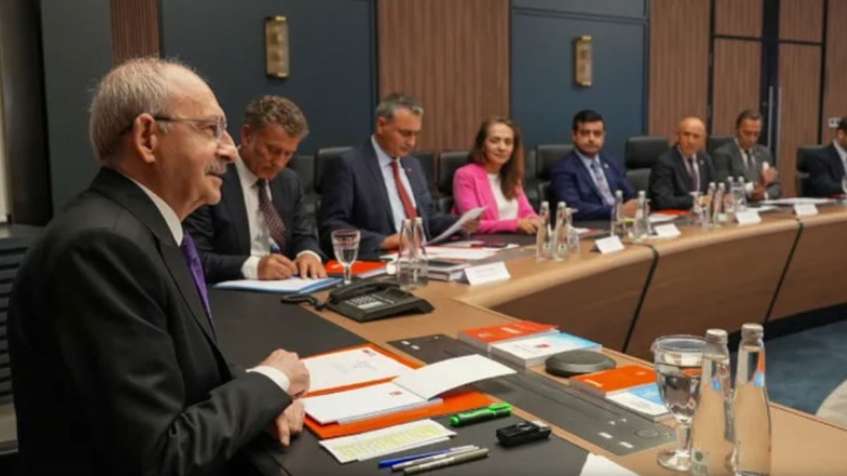 CHP'de Kılıçdaroğlu cephesinden 4 isme ihraç talebi