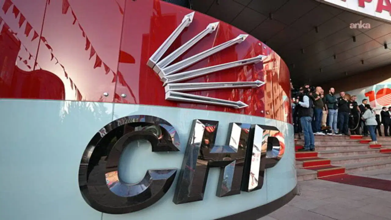 CHP'de Kongre Takvimi: 28 Eylül'de Başlıyor, 2027'de Kurultay