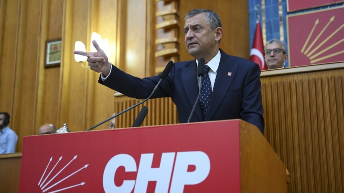 CHP’de kritik grup toplantısı: Özgür Özel’den ilk mesaj bekleniyor